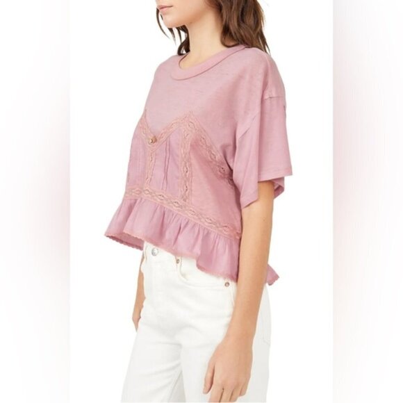 Free People Fall in Love Peplum Lace Boho Top T-shirt in Lilac Wine - Picture 3 of 8